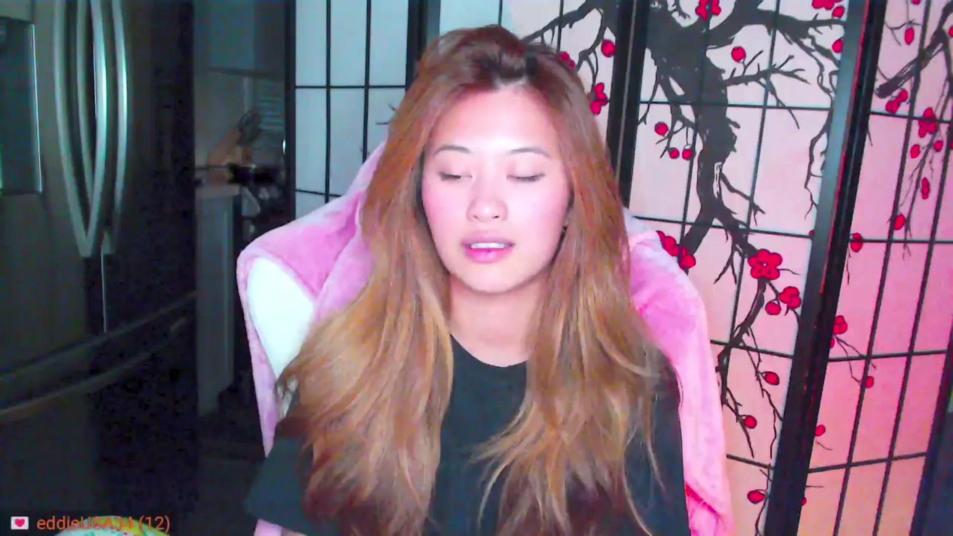 Gallery image thumbnail from MsMoncler's myfreecams stream on, 11/19/2024, 02:47 image 12 of 20