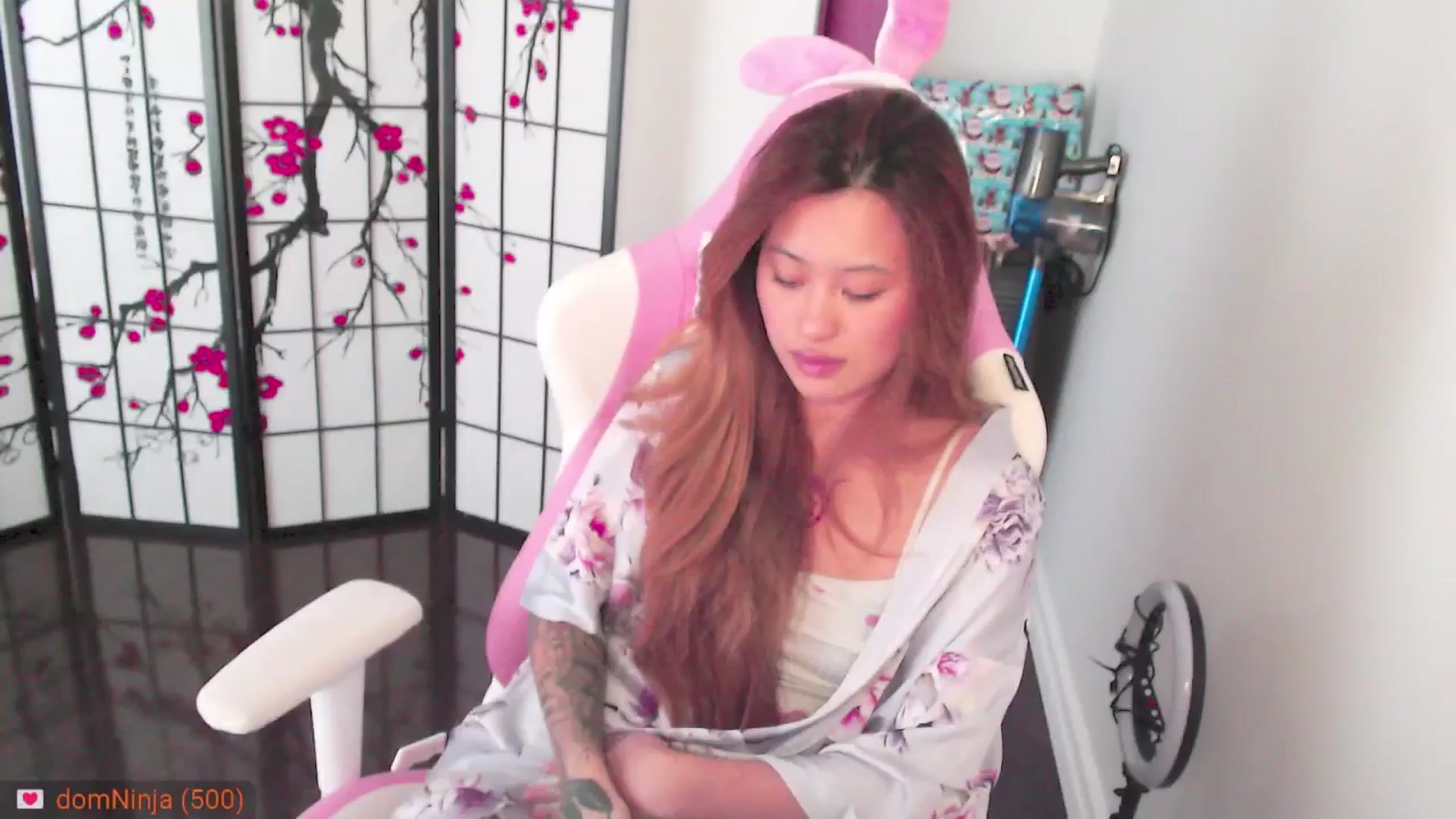Gallery image thumbnail from MsMoncler's myfreecams stream on, 02/05/2025, 17:55 image 7 of 20