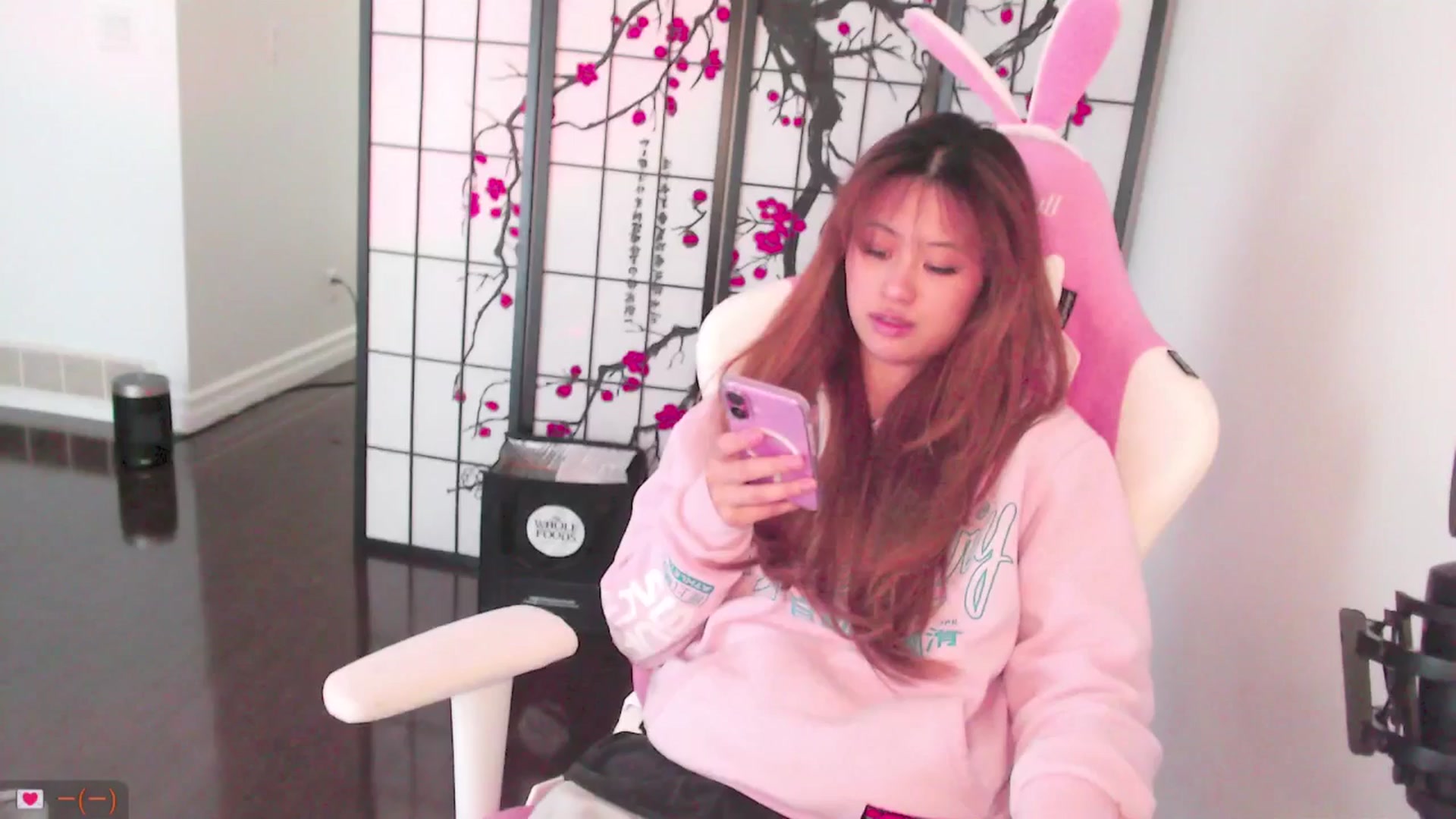 Gallery image thumbnail from MsMoncler's myfreecams stream on, 03/14/2025, 17:26 image 2 of 20