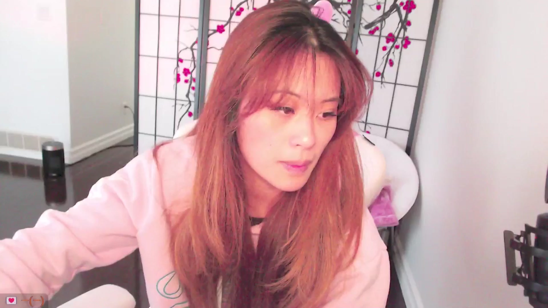 Gallery image thumbnail from MsMoncler's myfreecams stream on, 03/14/2025, 17:26 image 4 of 20