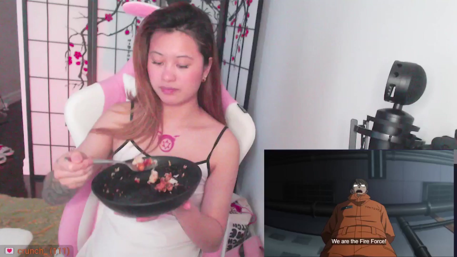 Gallery image thumbnail from MsMoncler's myfreecams stream on, 04/11/2025, 16:17 image 14 of 20