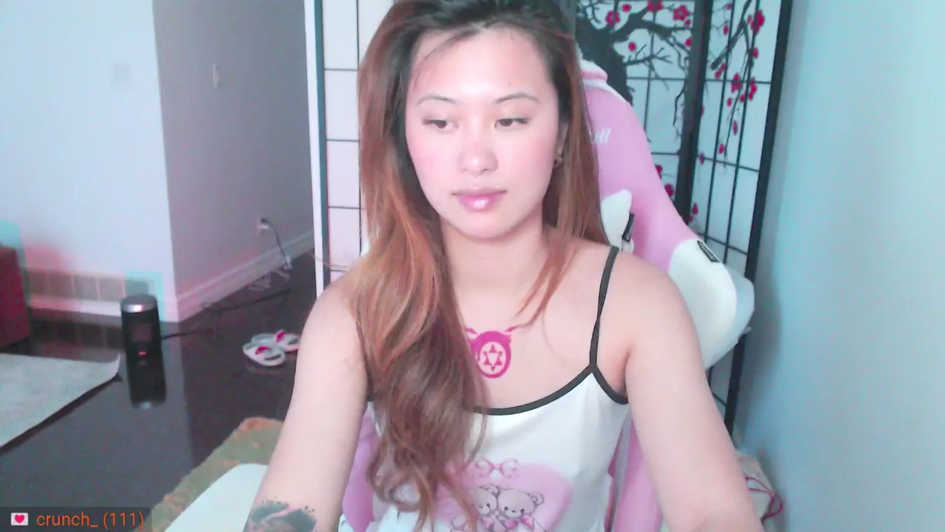 Gallery image thumbnail from MsMoncler's myfreecams stream on, 04/11/2025, 16:17 image 20 of 20