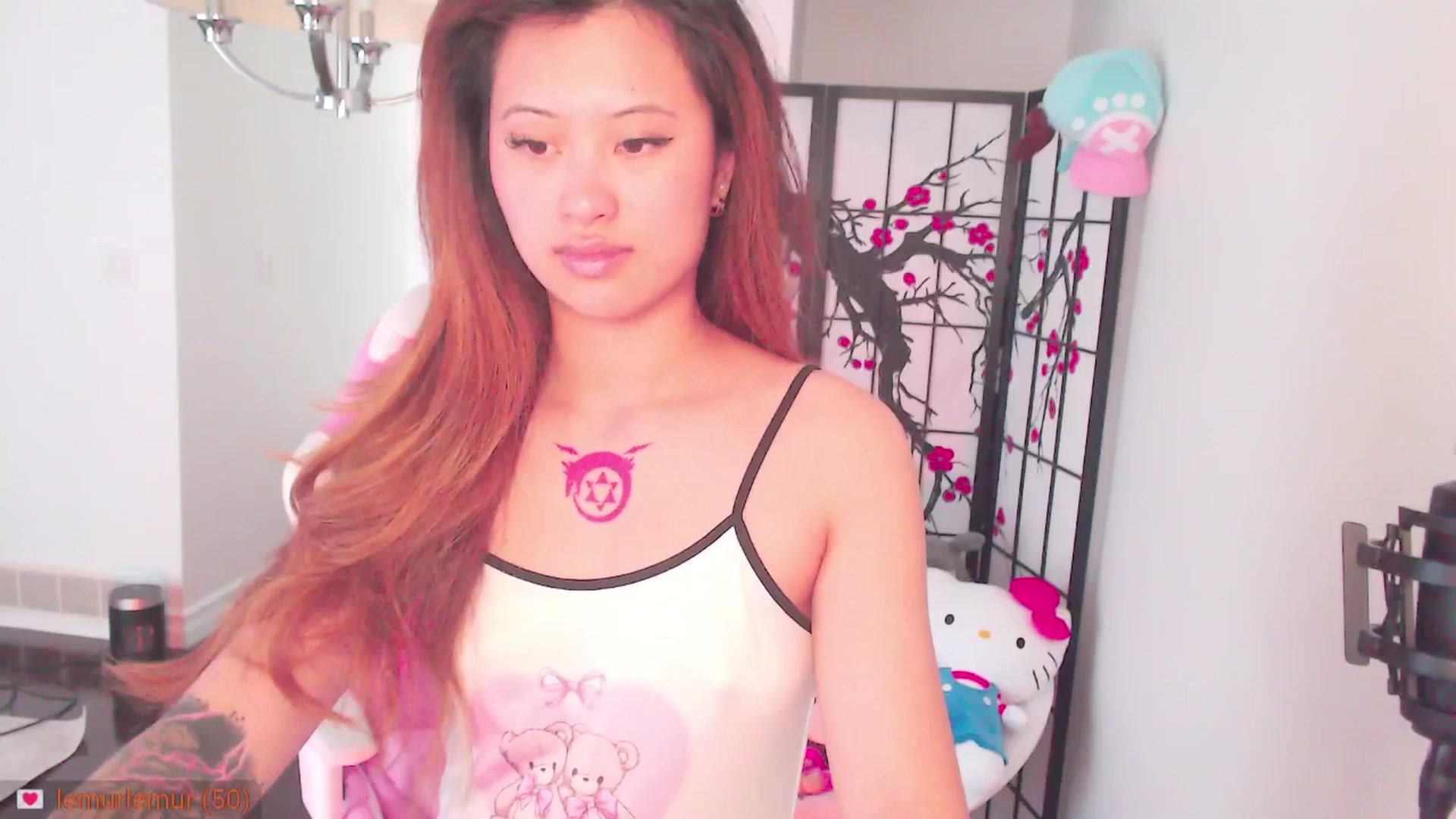 Gallery image thumbnail from MsMoncler's myfreecams stream on, 04/22/2025, 17:53 image 4 of 20