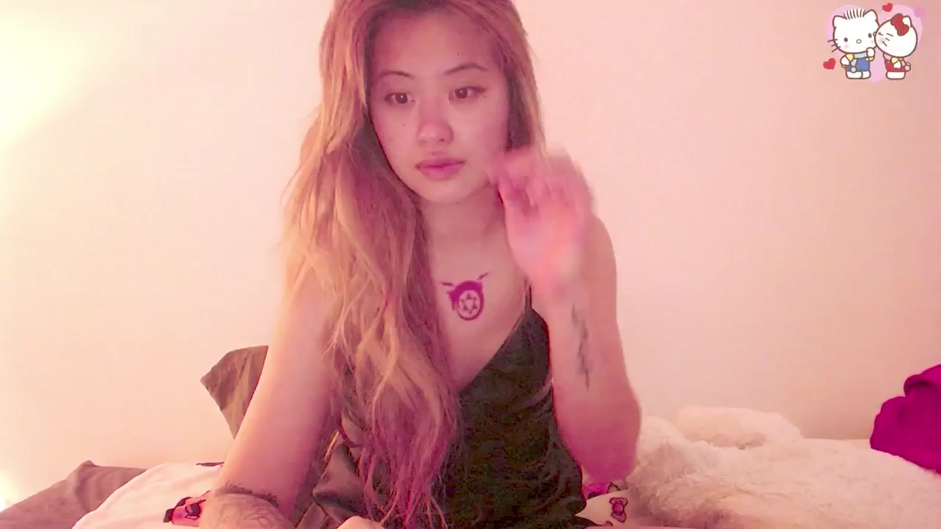 Gallery image thumbnail from MsMoncler's myfreecams stream on, 05/27/2025, 17:20 image 6 of 20