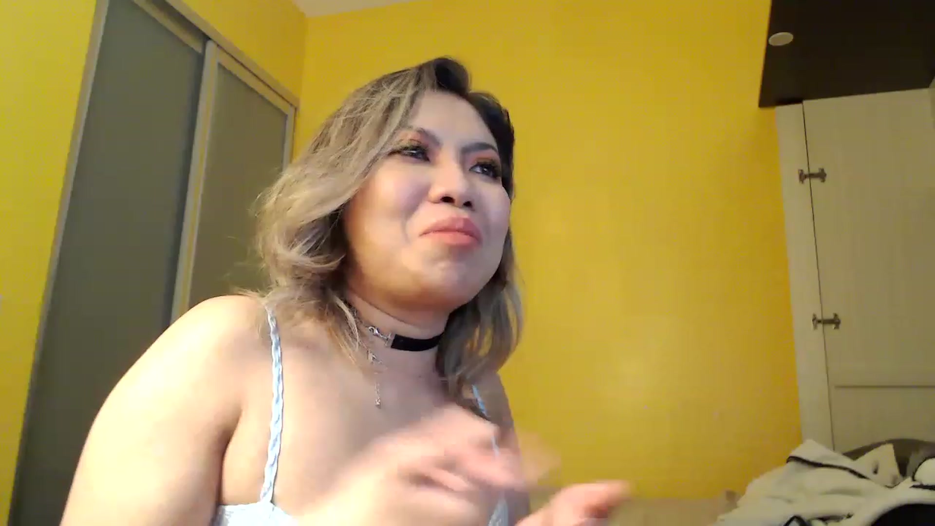 Gallery image thumbnail from MsNikkii's myfreecams stream on, 12/30/2022, 06:23 image 4 of 20