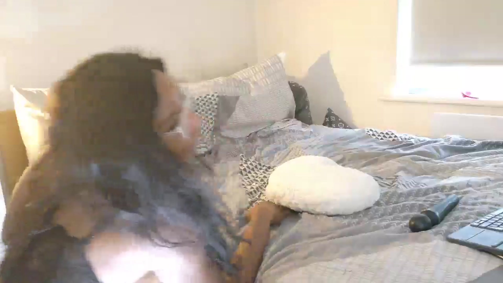 Gallery image thumbnail from MsParisGrey's myfreecams stream on, 12/10/2024, 09:39 image 8 of 20