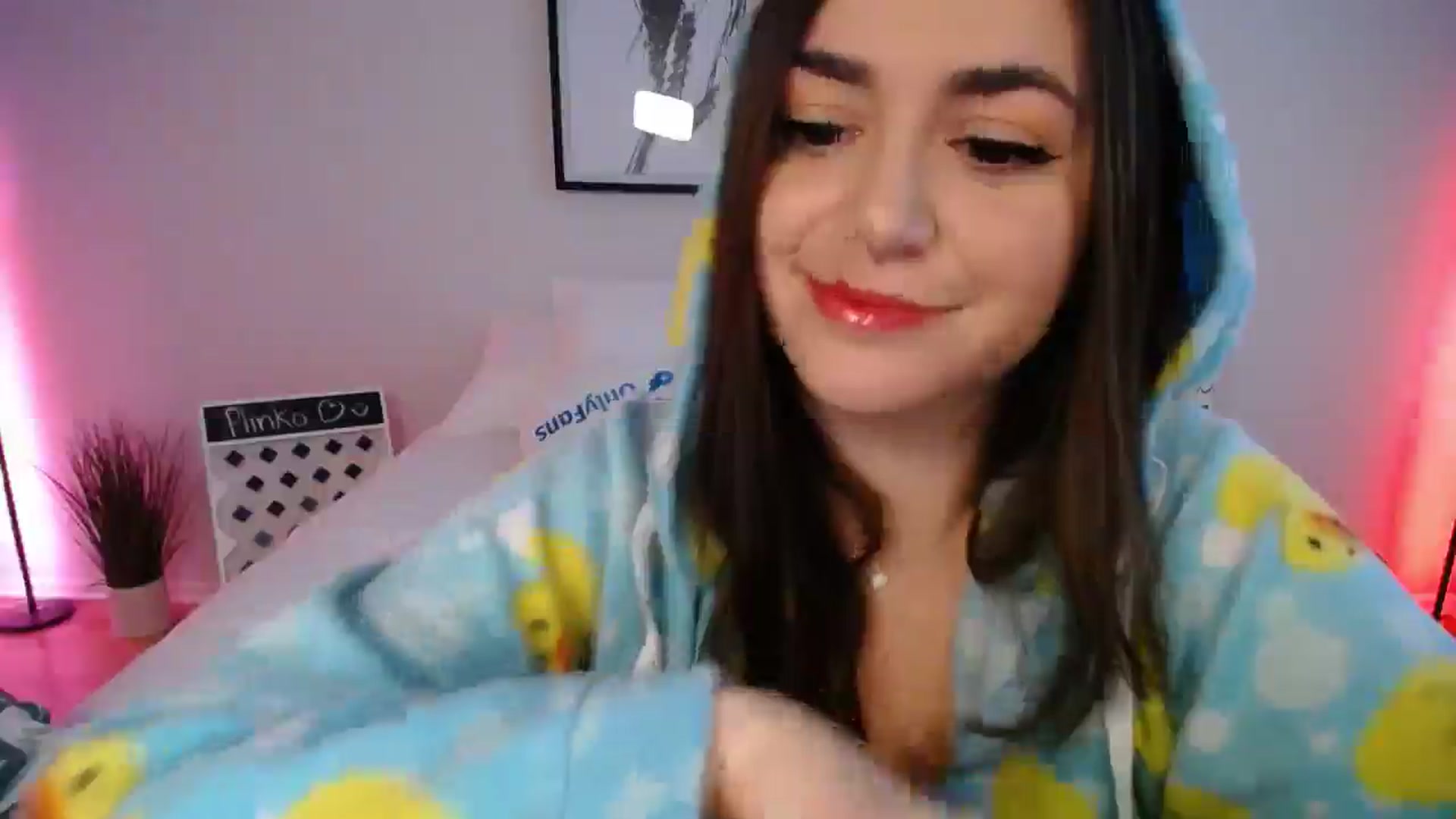 Gallery image thumbnail from MsRaspy's myfreecams stream on, 04/15/2025, 23:30 image 15 of 20
