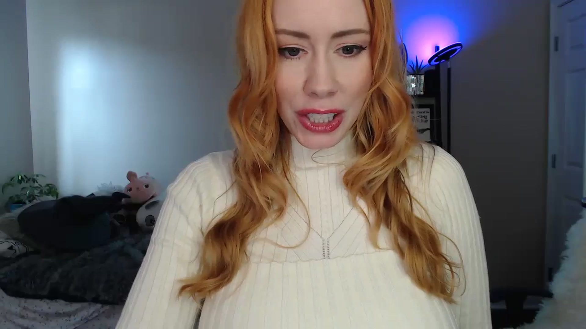 Gallery image thumbnail from MsRedheadMILF's myfreecams stream on, 12/16/2024, 16:51 image 18 of 20