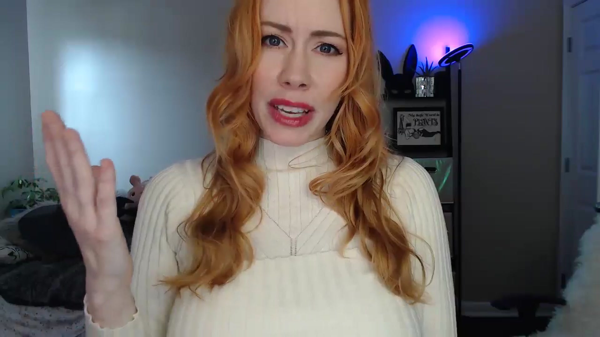Gallery image thumbnail from MsRedheadMILF's myfreecams stream on, 12/16/2024, 16:51 image 17 of 20