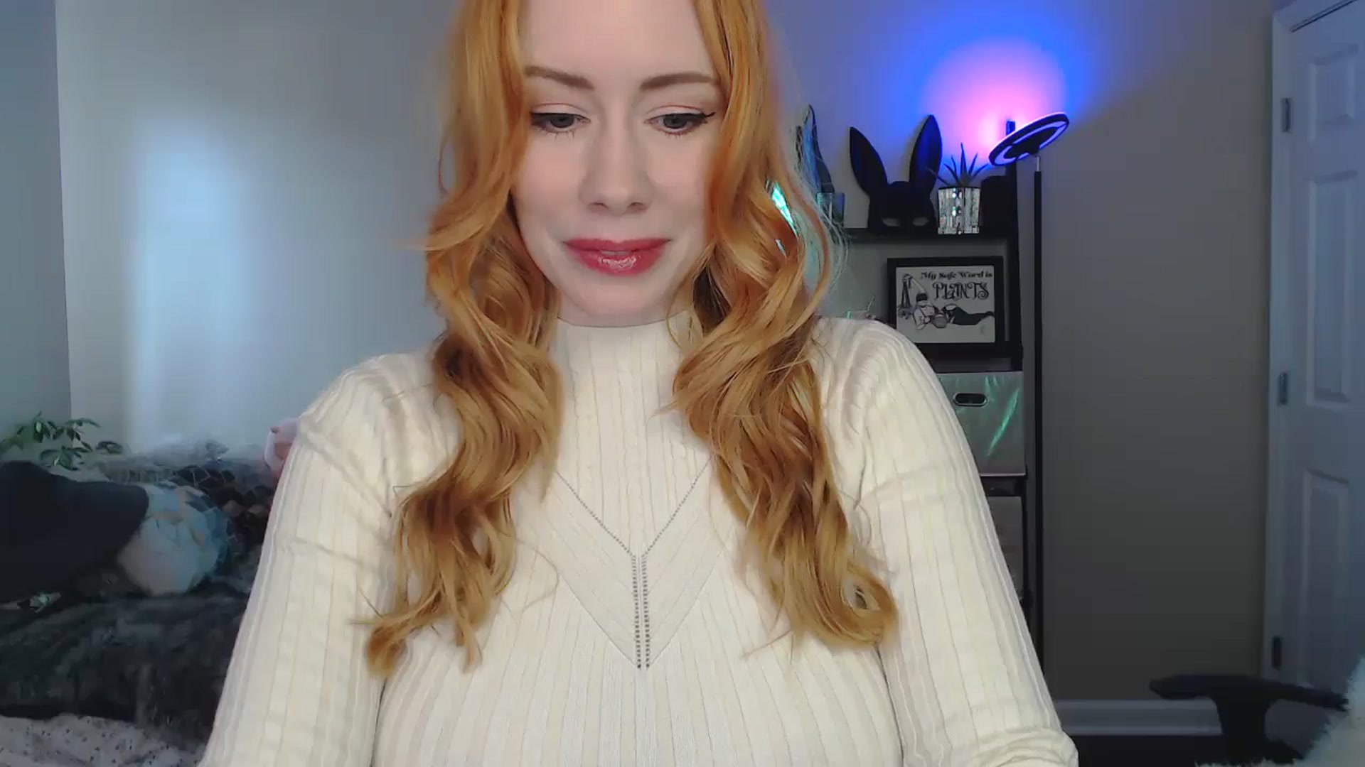 Gallery image thumbnail from MsRedheadMILF's myfreecams stream on, 12/16/2024, 17:25 image 1 of 20