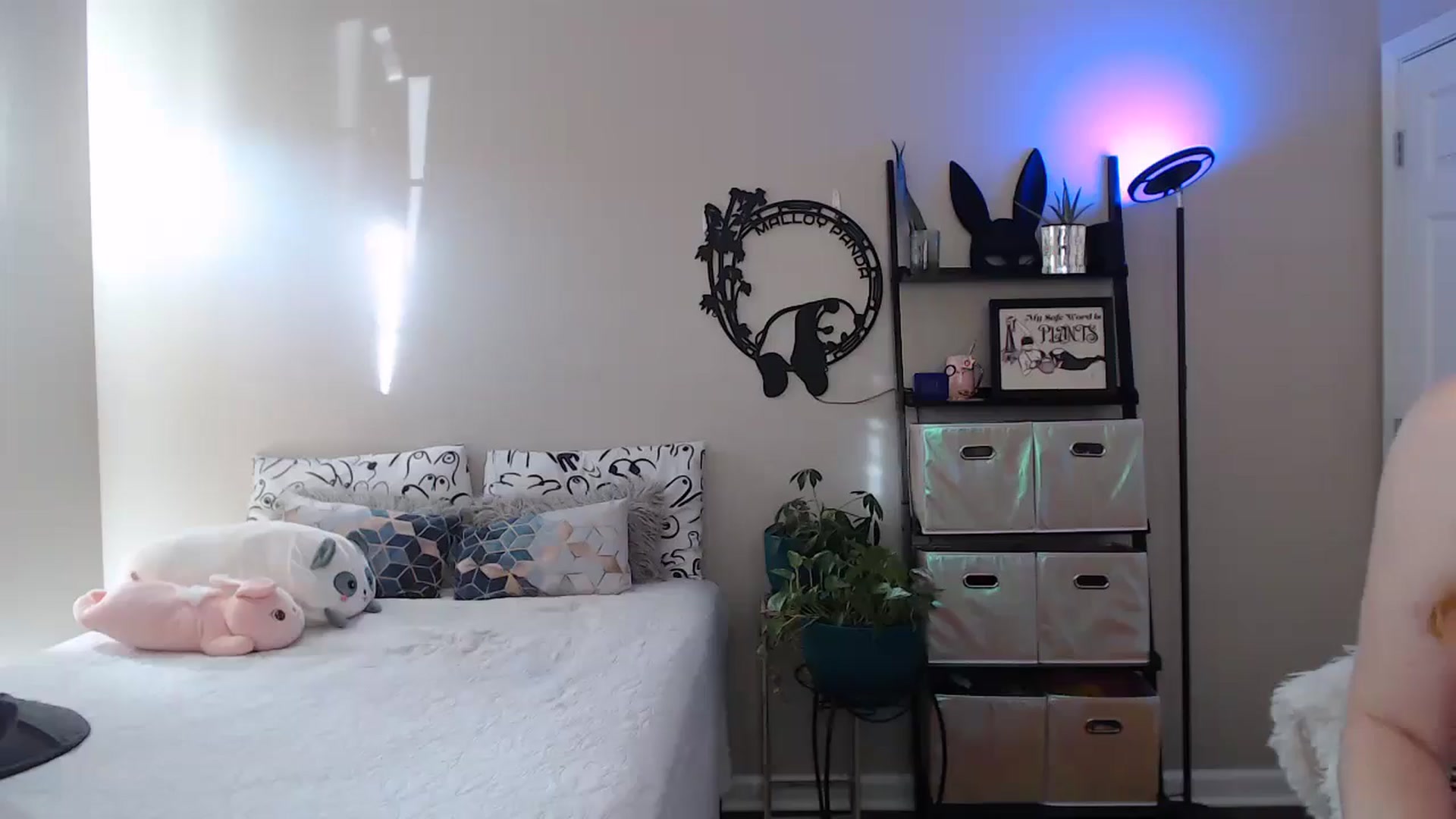 Gallery image thumbnail from MsRedheadMILF's myfreecams stream on, 01/03/2025, 21:57 image 10 of 20