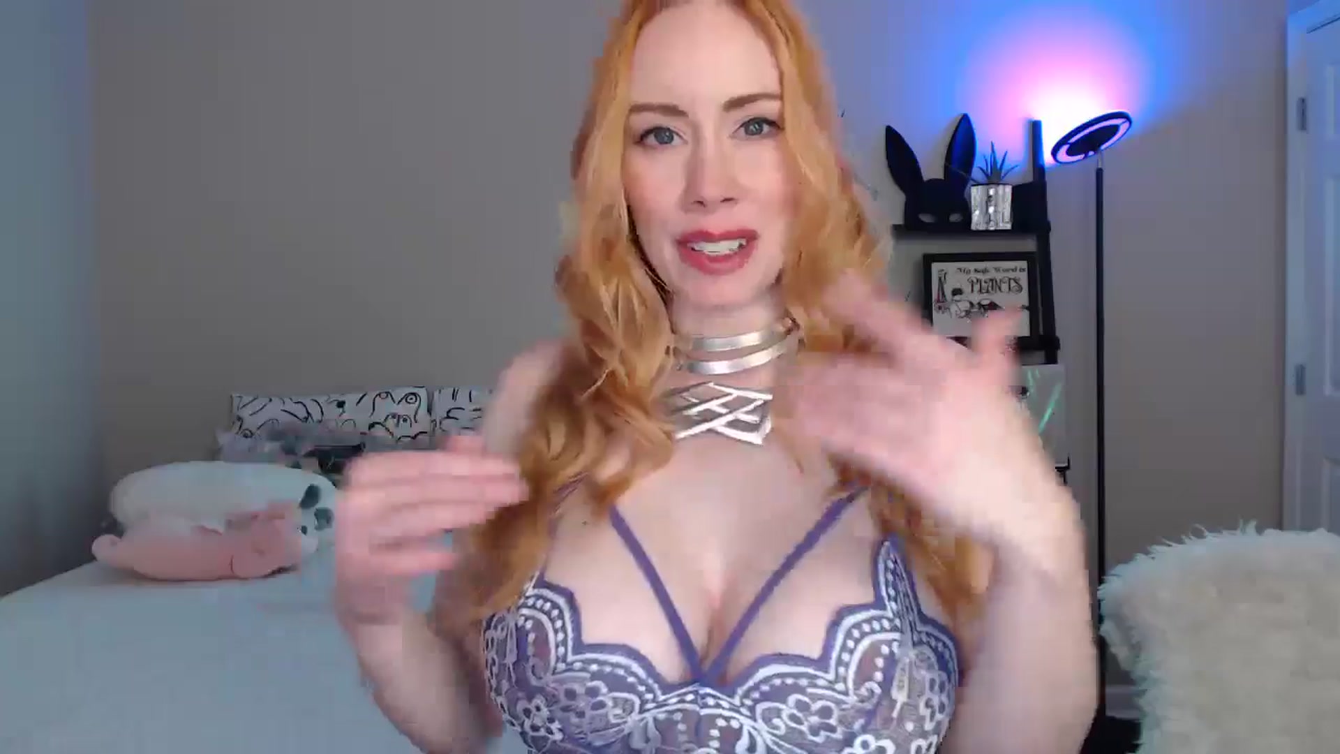 Gallery image thumbnail from MsRedheadMILF's myfreecams stream on, 01/06/2025, 24:00 image 12 of 20