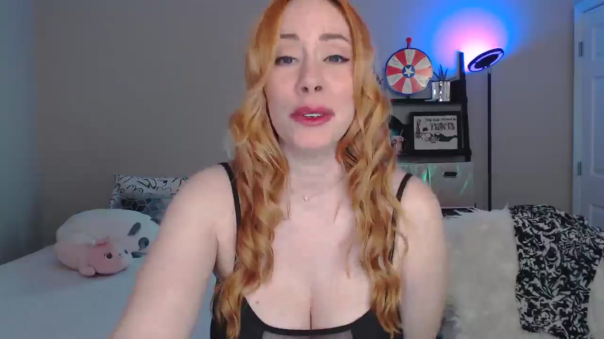 Gallery image thumbnail from MsRedheadMILF's myfreecams stream on, 02/23/2025, 01:16 image 9 of 20
