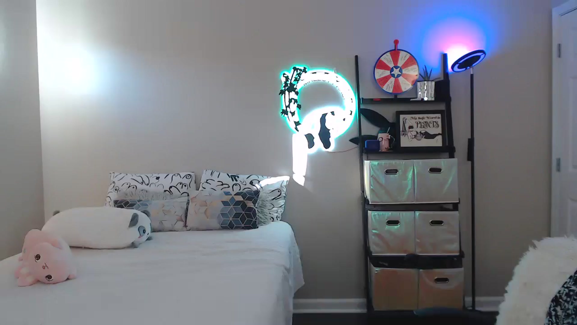 Gallery image thumbnail from MsRedheadMILF's myfreecams stream on, 02/25/2025, 22:09 image 11 of 20