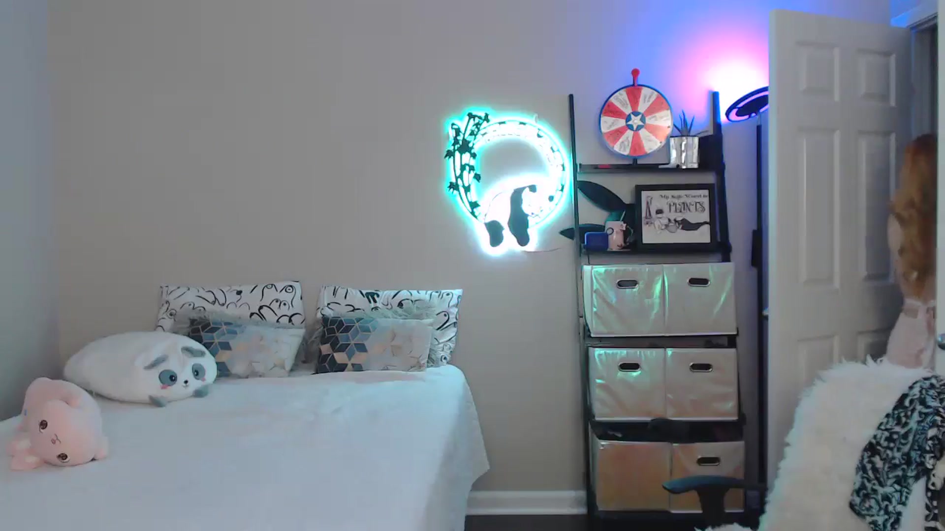 Gallery image thumbnail from MsRedheadMILF's myfreecams stream on, 02/25/2025, 23:55 image 15 of 20