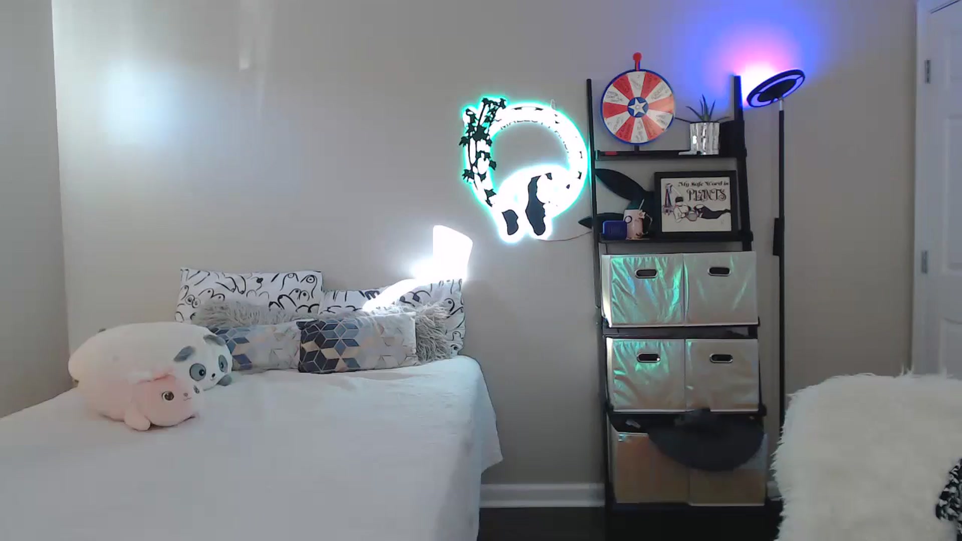 Gallery image thumbnail from MsRedheadMILF's myfreecams stream on, 02/27/2025, 21:49 image 14 of 20
