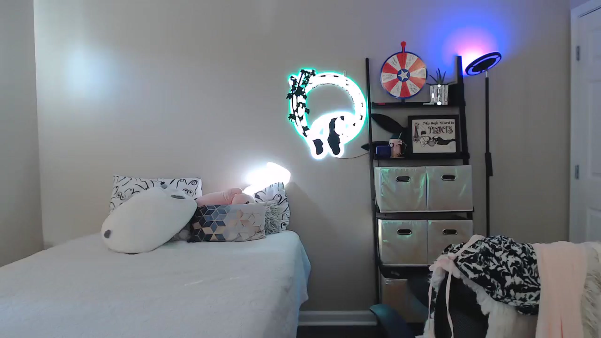 Gallery image thumbnail from MsRedheadMILF's myfreecams stream on, 03/03/2025, 21:41 image 15 of 20