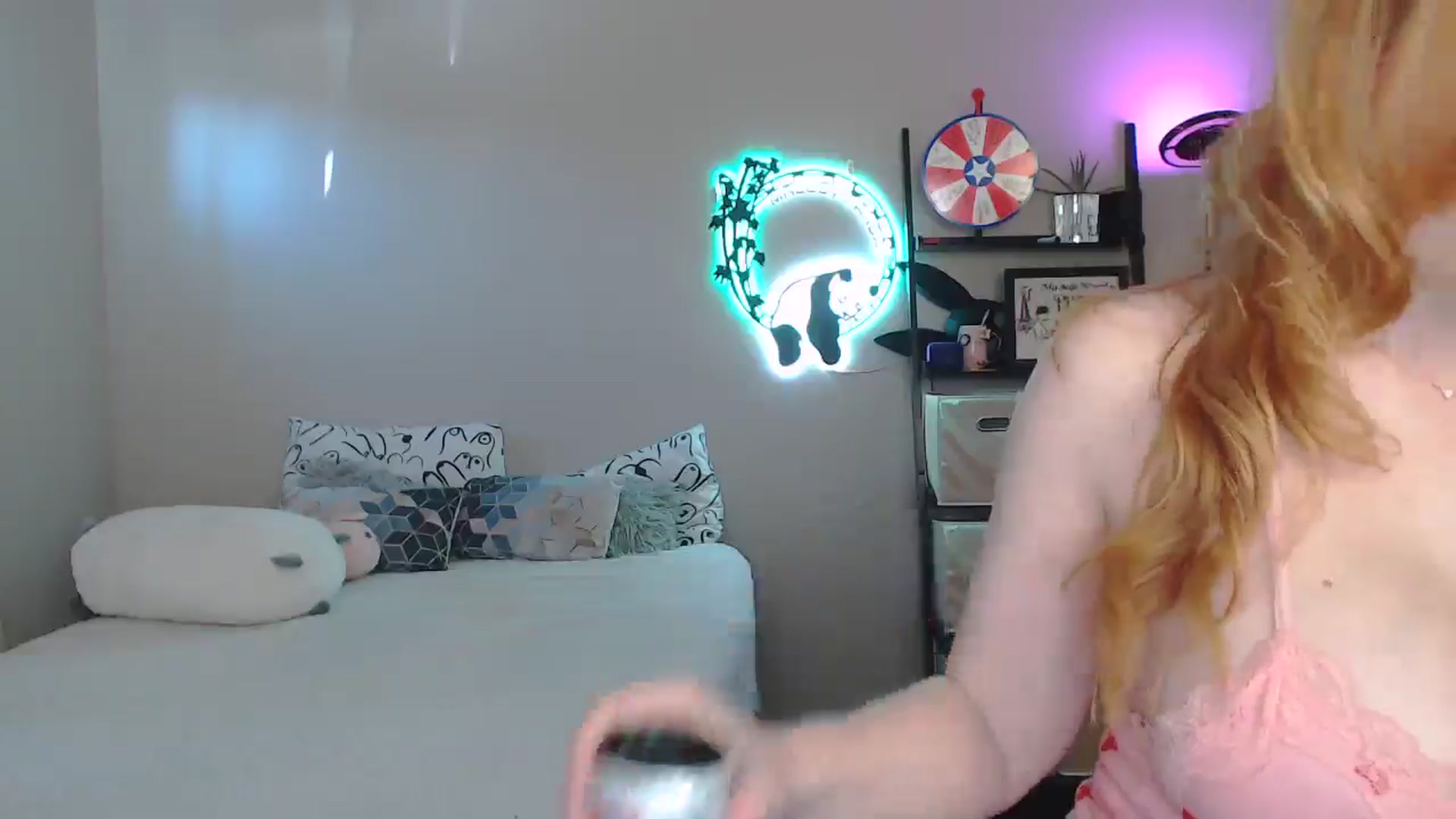 Gallery image thumbnail from MsRedheadMILF's myfreecams stream on, 03/25/2025, 18:31 image 6 of 20