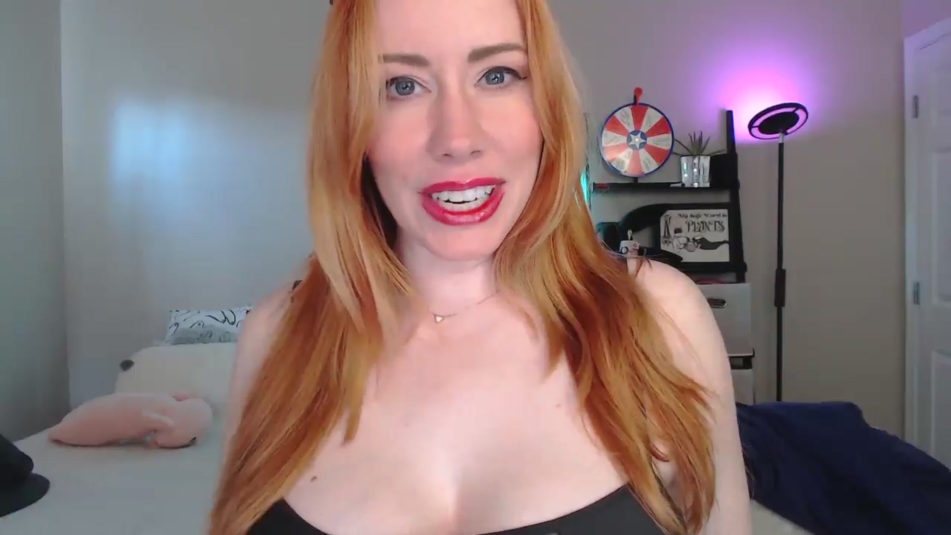 Gallery image thumbnail from MsRedheadMILF's myfreecams stream on, 04/24/2025, 22:32 image 4 of 20
