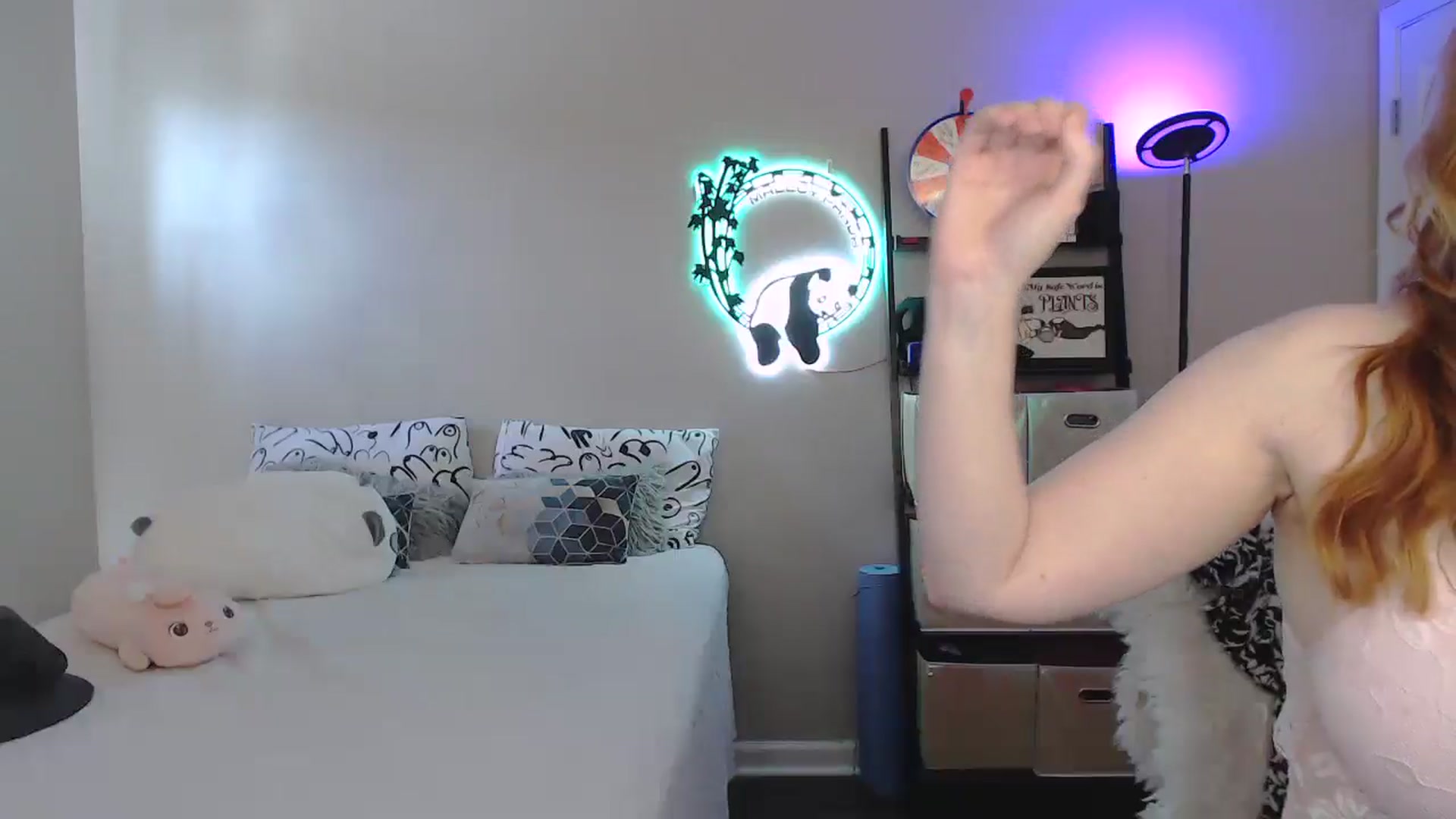 Gallery image thumbnail from MsRedheadMILF's myfreecams stream on, 04/28/2025, 18:28 image 12 of 20