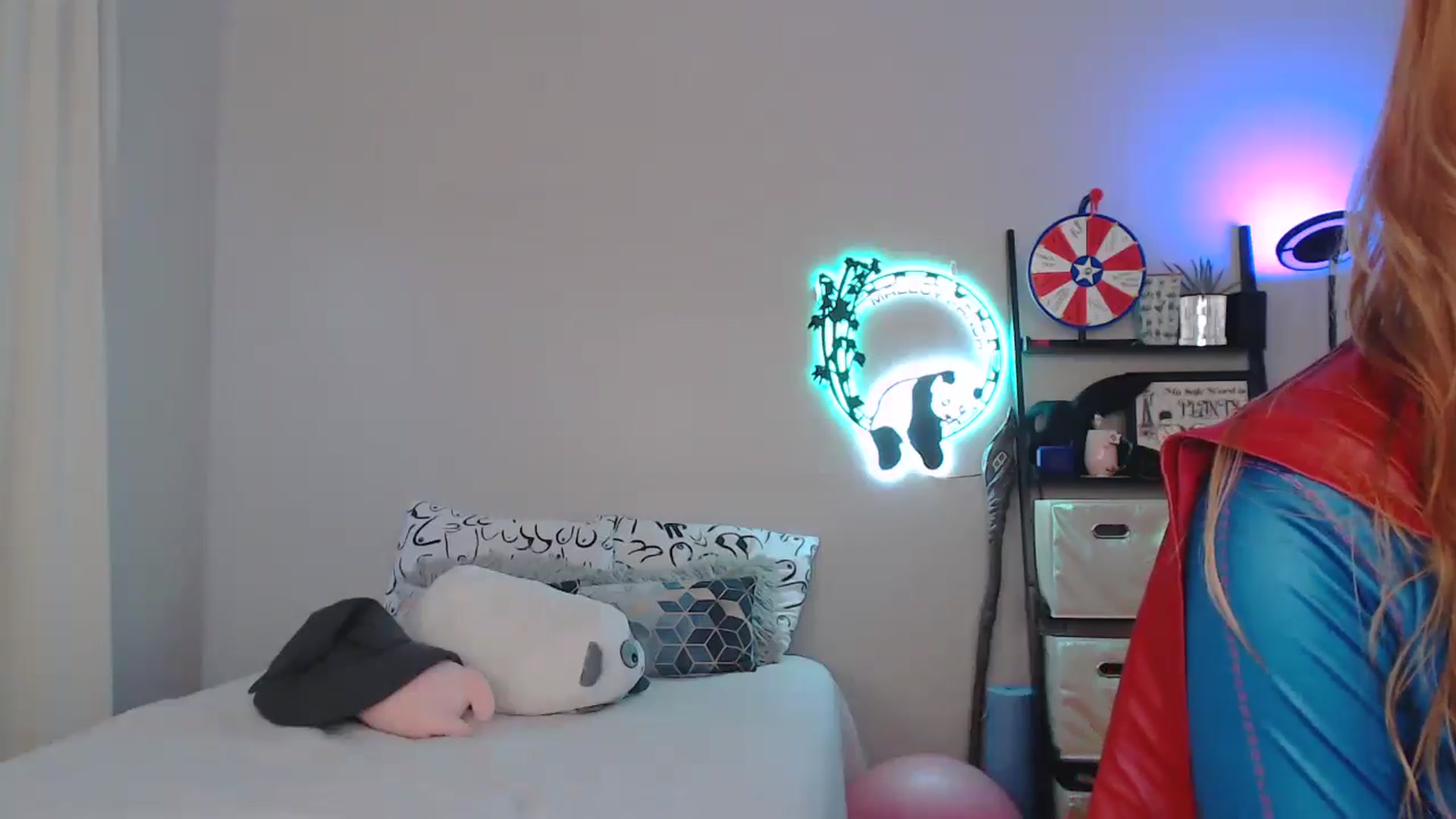 Gallery image thumbnail from MsRedheadMILF's myfreecams stream on, 05/31/2025, 01:47 image 13 of 20