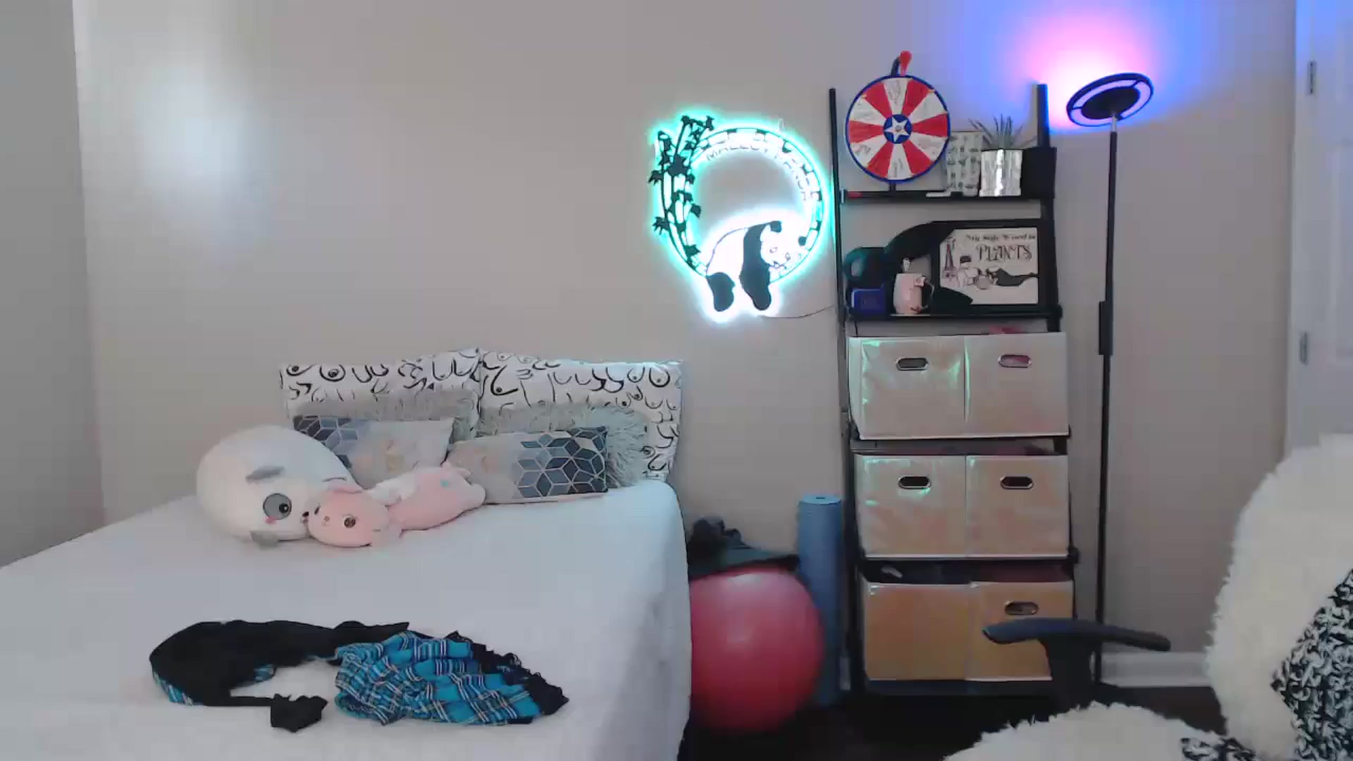 Gallery image thumbnail from MsRedheadMILF's myfreecams stream on, 06/11/2025, 23:58 image 12 of 20