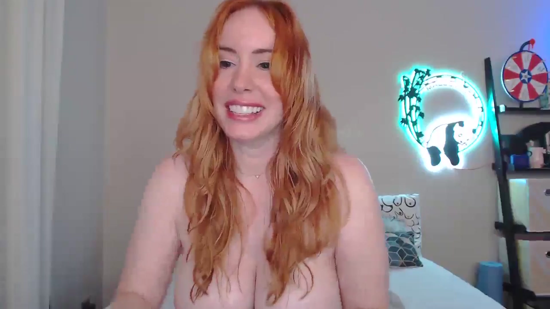 Gallery image thumbnail from MsRedheadMILF's myfreecams stream on, 06/18/2025, 02:53 image 4 of 20