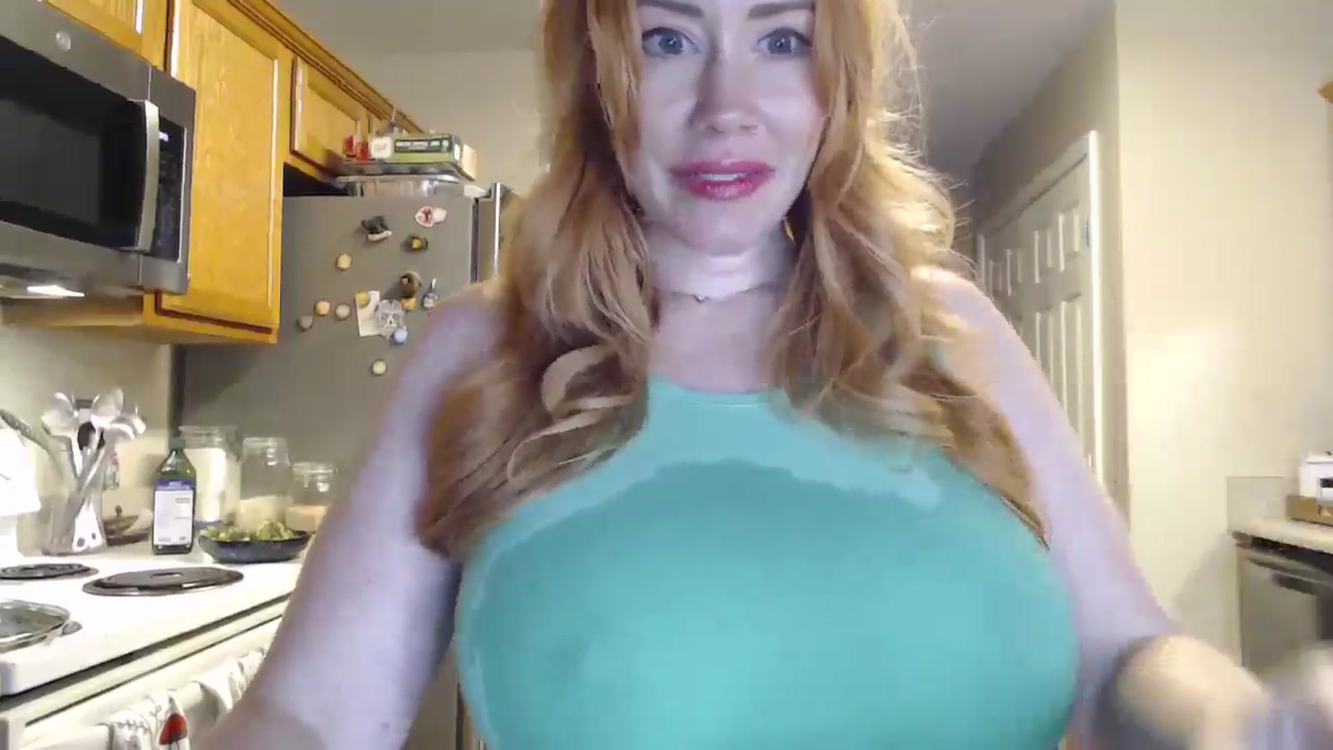 Gallery image thumbnail from MsRedheadMILF's myfreecams stream on, 06/27/2025, 02:44 image 9 of 20