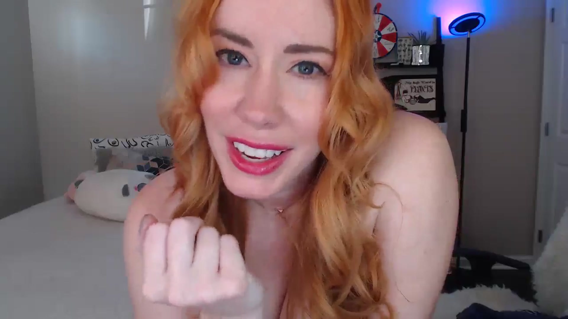 Gallery image thumbnail from MsRedheadMILF's myfreecams stream on, 07/01/2025, 24:01 image 9 of 20