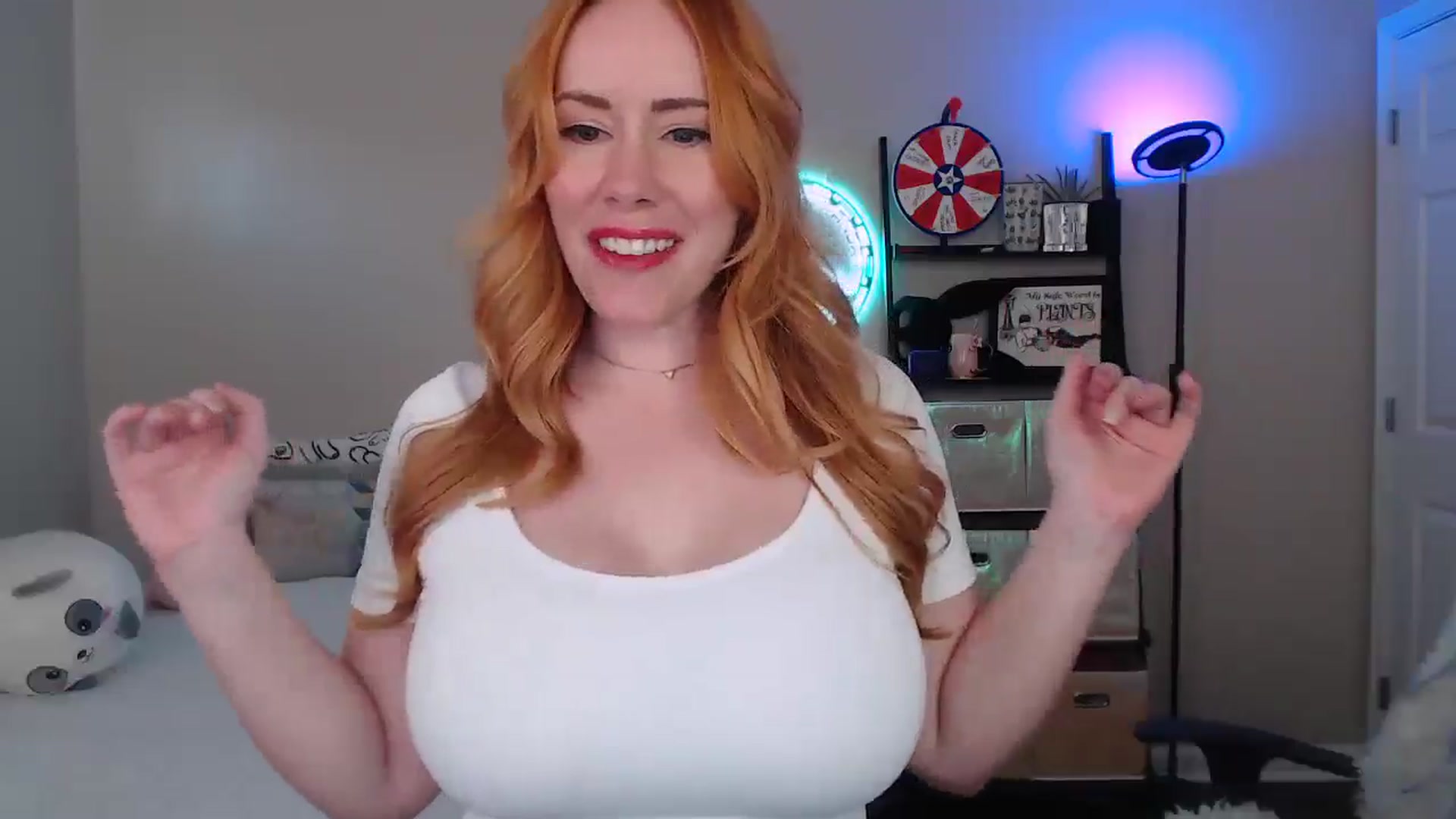 Gallery image thumbnail from MsRedheadMILF's myfreecams stream on, 07/04/2025, 24:28 image 15 of 20