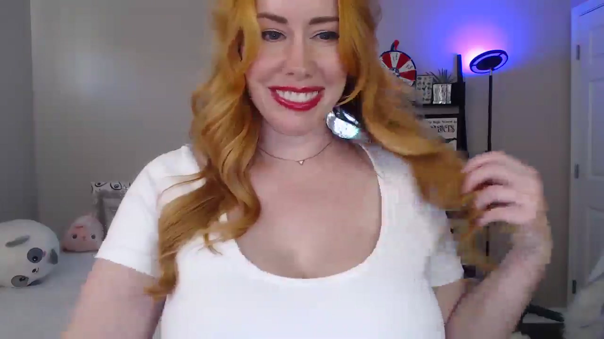 Gallery image thumbnail from MsRedheadMILF's myfreecams stream on, 07/04/2025, 24:28 image 11 of 20