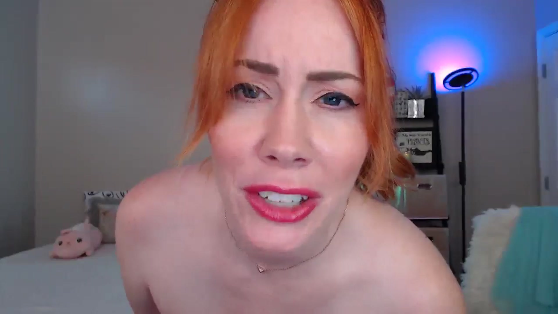Gallery image thumbnail from MsRedheadMILF's myfreecams stream on, 07/14/2025, 24:39 image 17 of 20