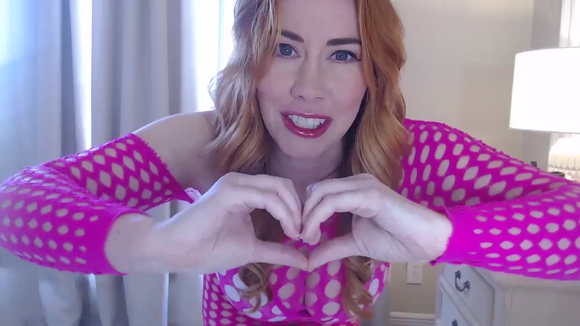 Gallery image thumbnail from MsRedheadMILF's myfreecams stream on, 09/15/2025, 20:52 image 10 of 20