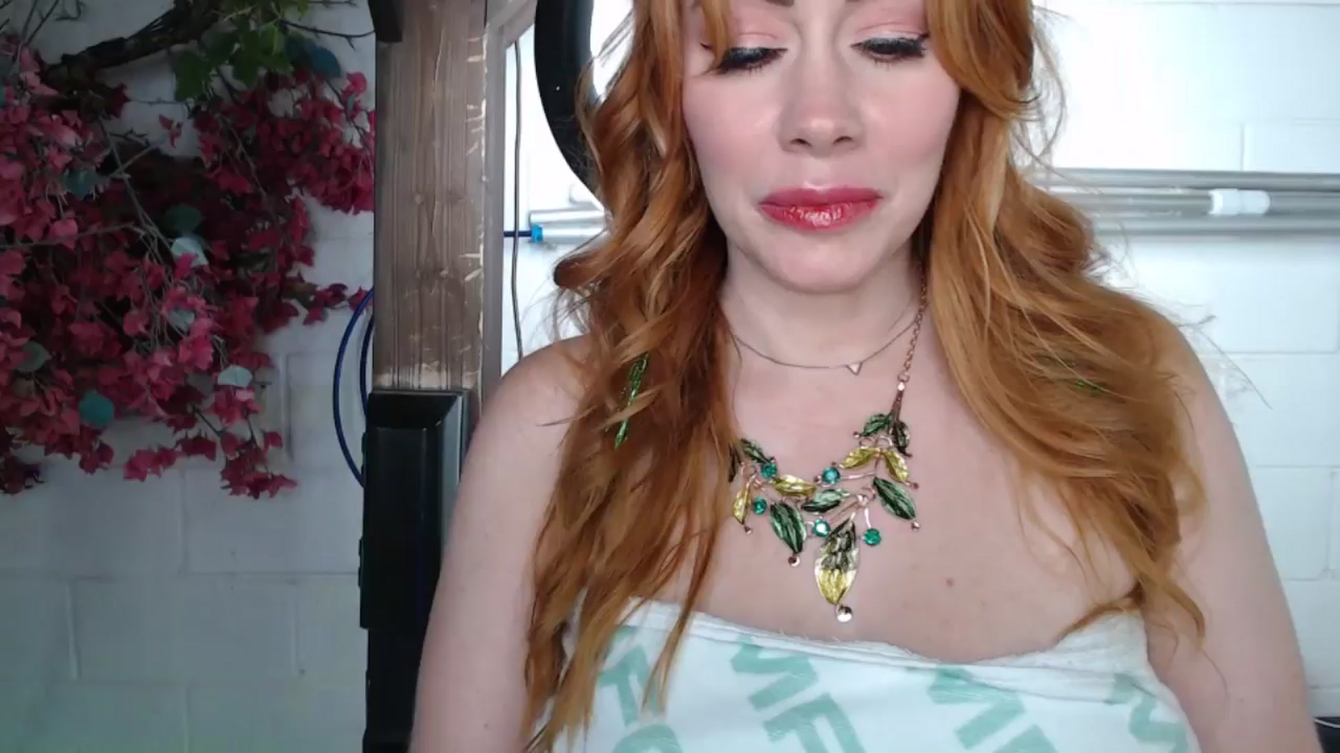 Gallery image thumbnail from MsRedheadMILF's myfreecams stream on, 10/08/2025, 05:12 image 14 of 20