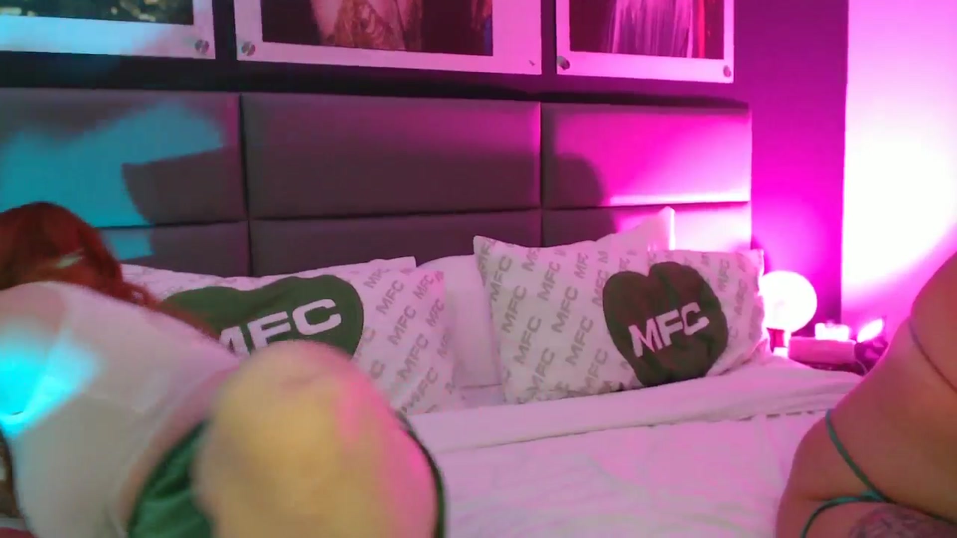 Gallery image thumbnail from MsRedheadMILF's myfreecams stream on, 10/08/2025, 08:34 image 14 of 20