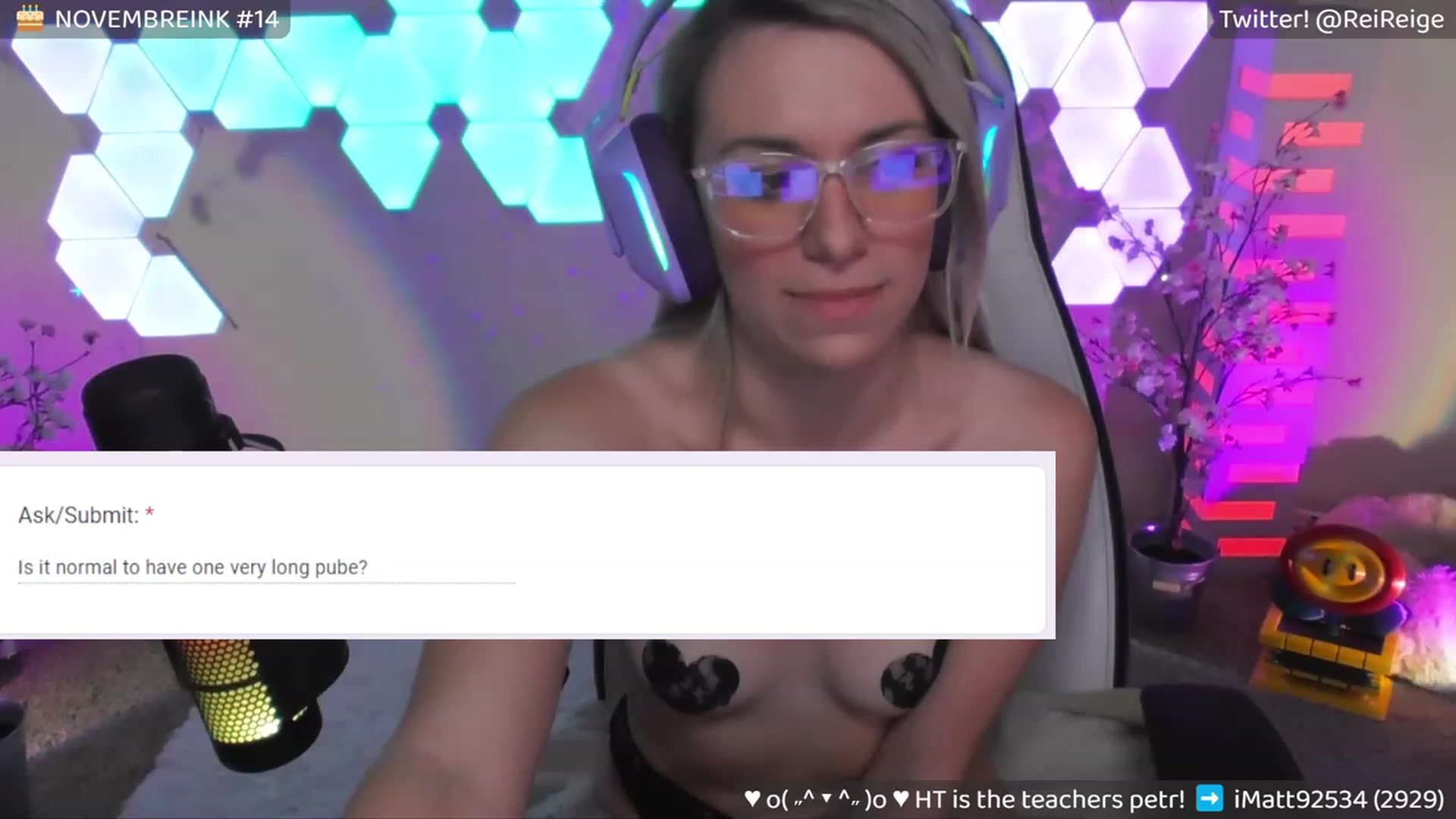 Gallery image thumbnail from MsReige's myfreecams stream on, 11/10/2023, 11:40 image 15 of 20