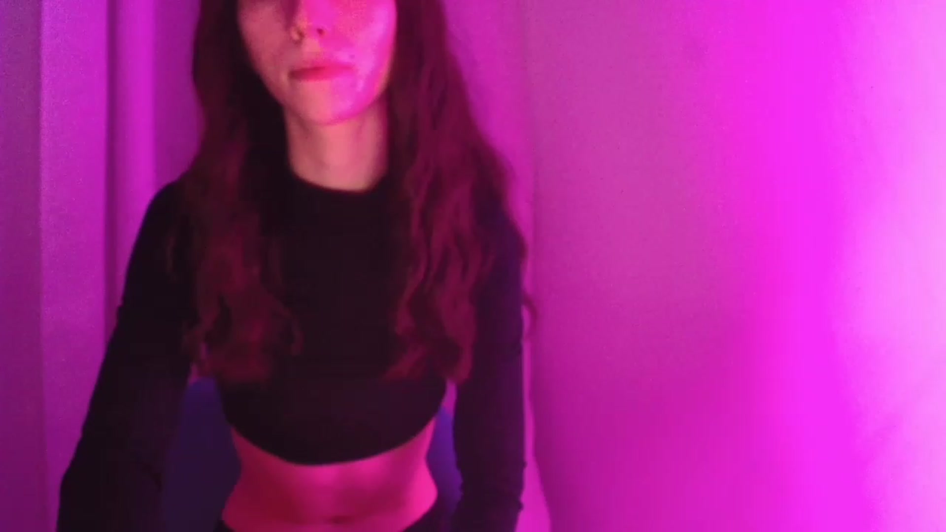 Gallery image thumbnail from MsShyLilly's myfreecams stream on, 11/26/2022, 19:57 image 15 of 20