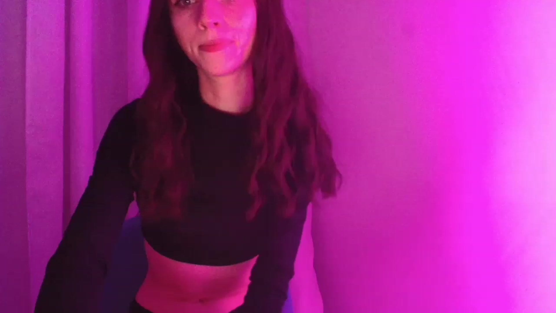 Gallery image thumbnail from MsShyLilly's myfreecams stream on, 11/26/2022, 19:57 image 4 of 20