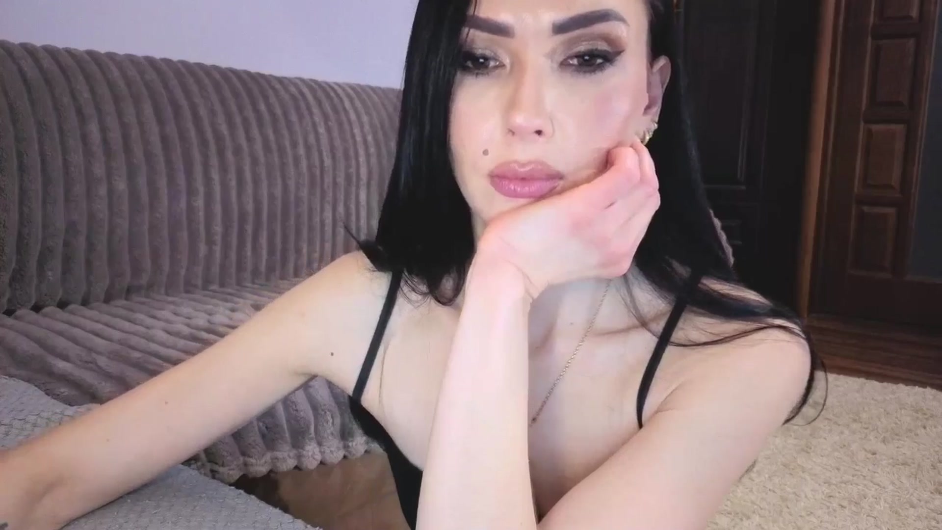 Gallery image thumbnail from MsSultryKate's myfreecams stream on, 03/25/2026, 10:23 image 14 of 20