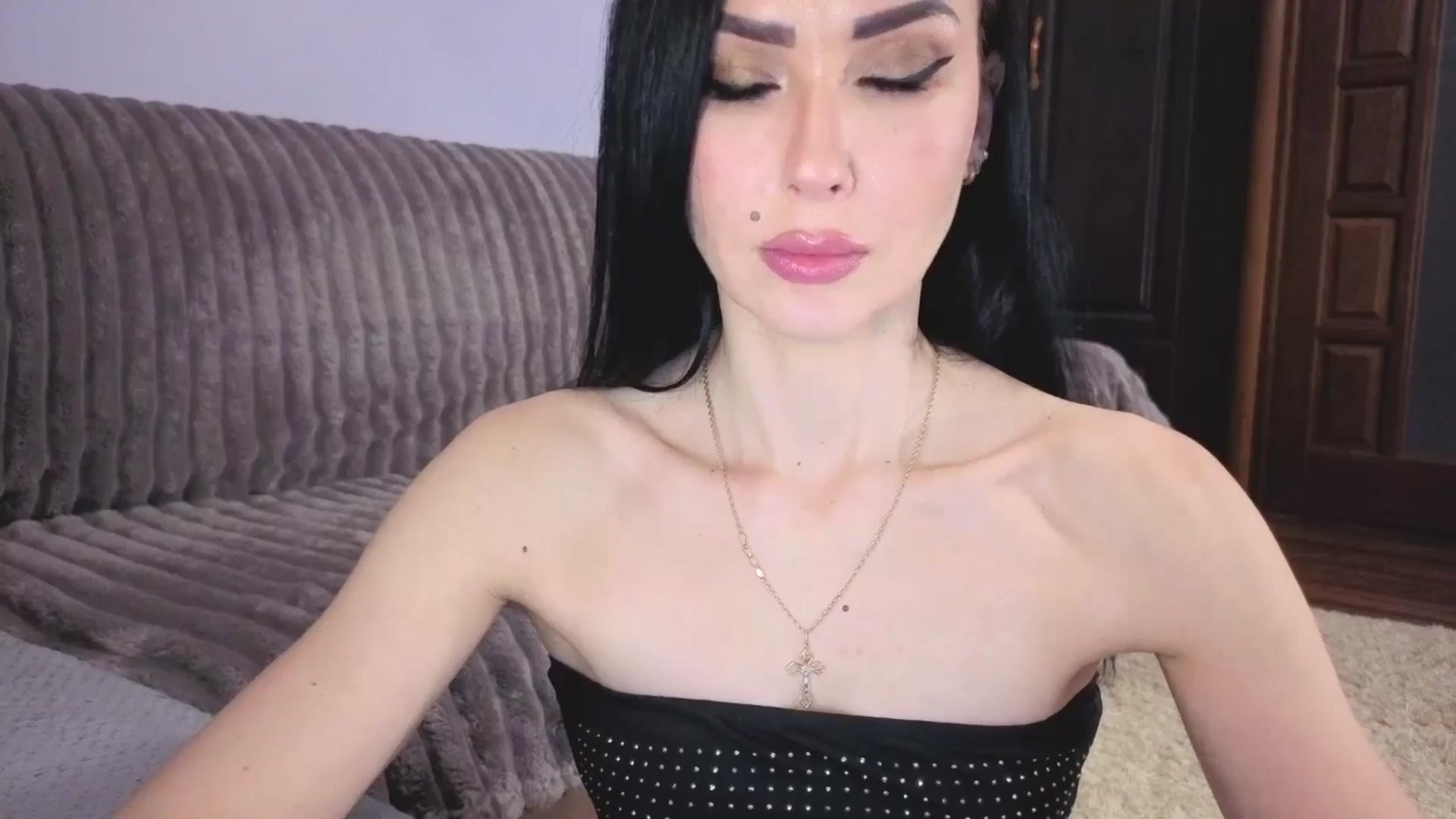 Gallery image thumbnail from MsSultryKate's myfreecams stream on, 04/14/2026, 09:31 image 6 of 20