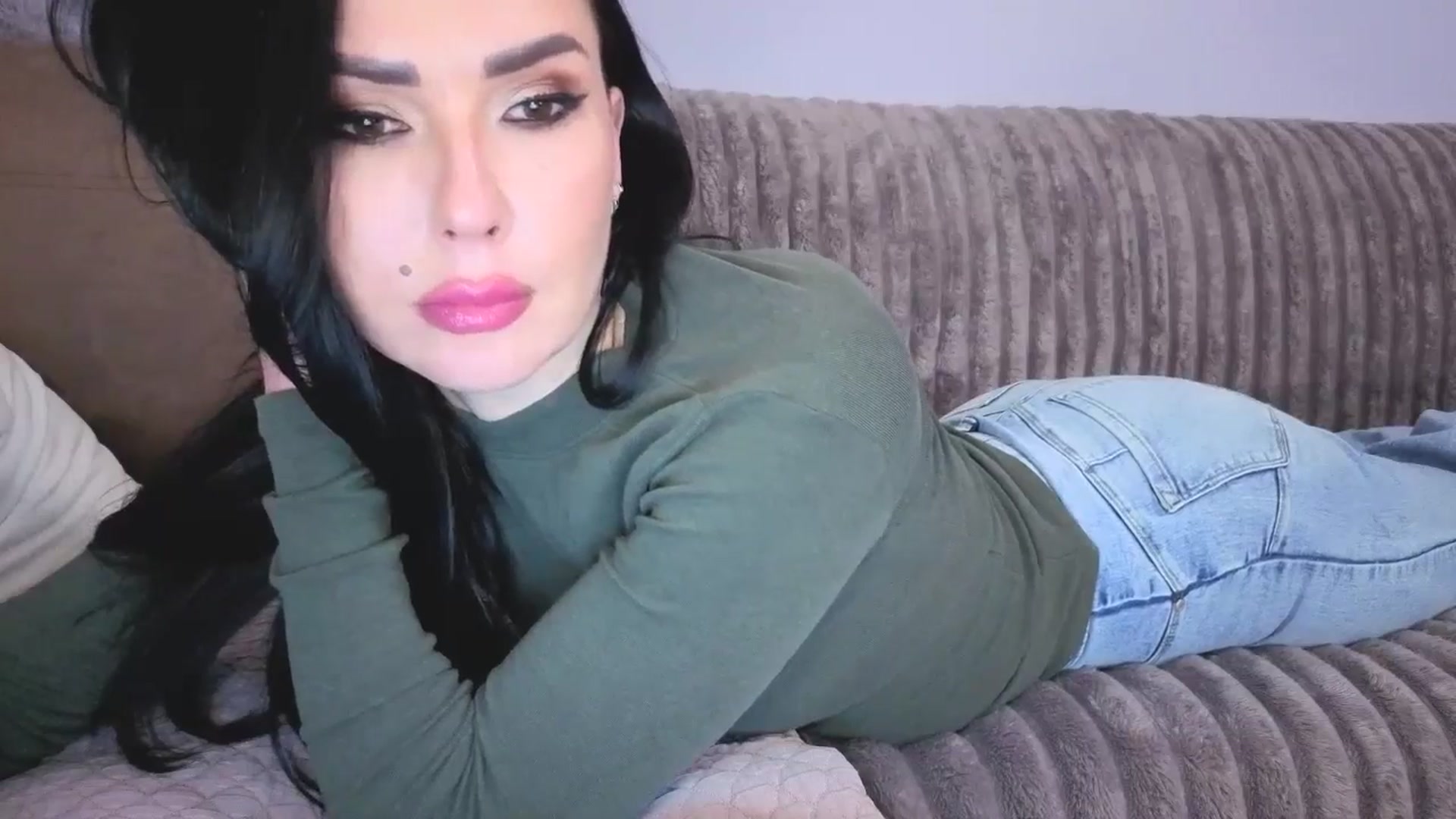 Gallery image thumbnail from MsSultryKate's myfreecams stream on, 05/07/2026, 10:44 image 15 of 20