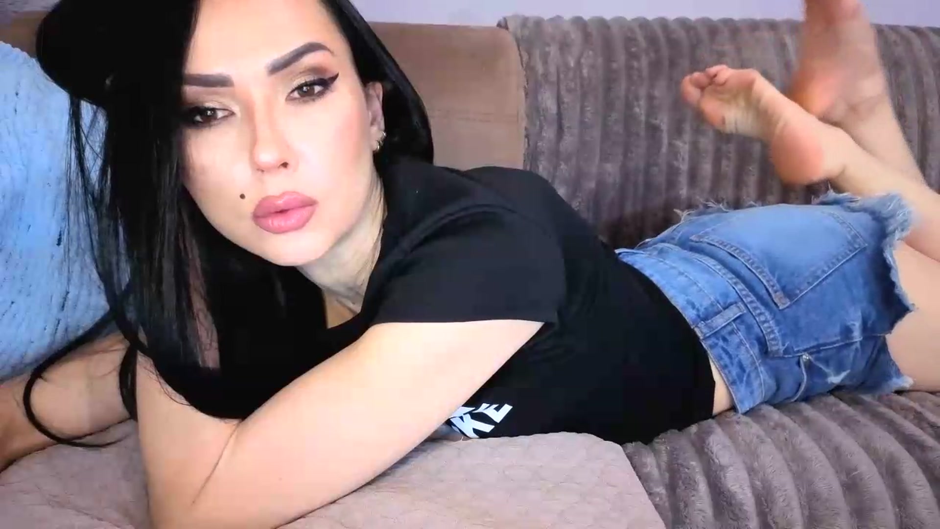 Gallery image thumbnail from MsSultryKate's myfreecams stream on, 05/22/2026, 08:31 image 8 of 20