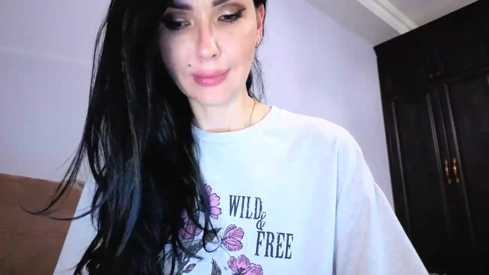 Gallery image thumbnail from MsSultryKate's myfreecams stream on, 06/25/2026, 11:47 image 17 of 20