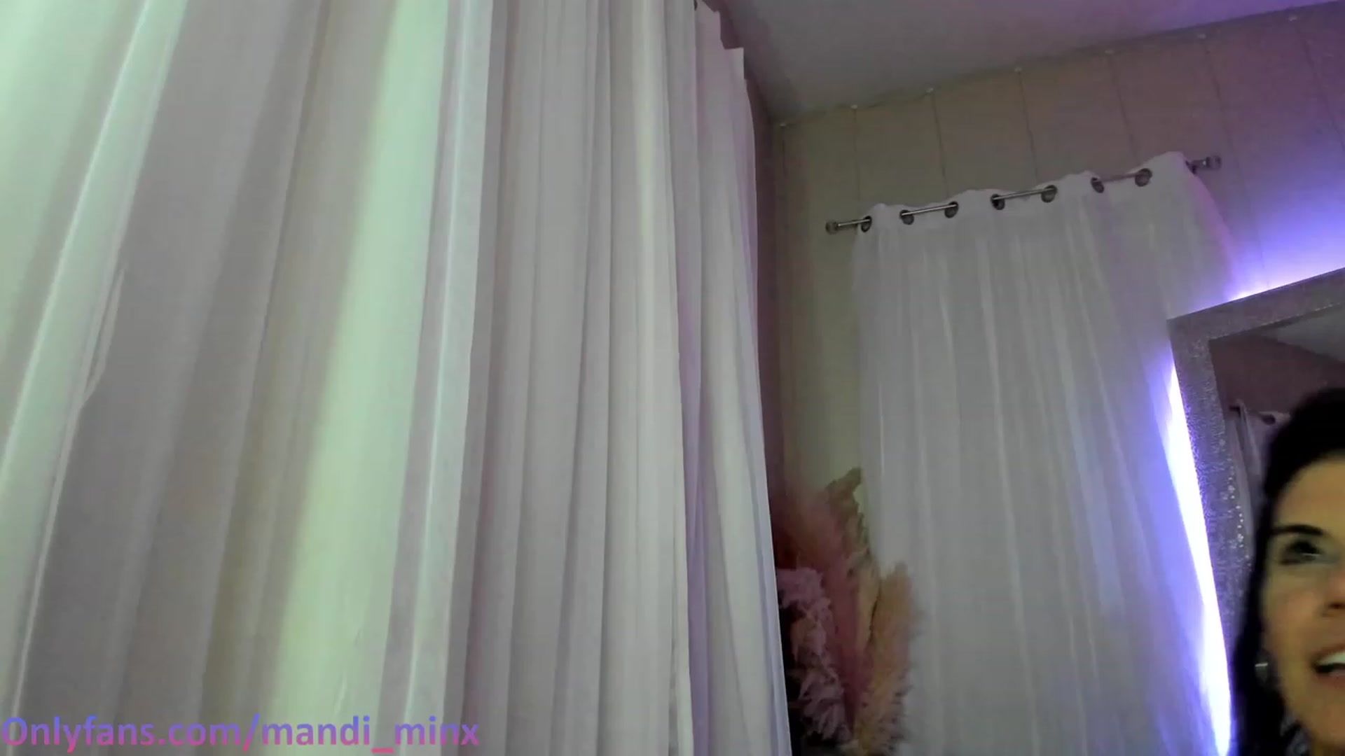 Gallery image thumbnail from MsSweet_Tits's myfreecams stream on, 04/22/2023, 07:03 image 13 of 20