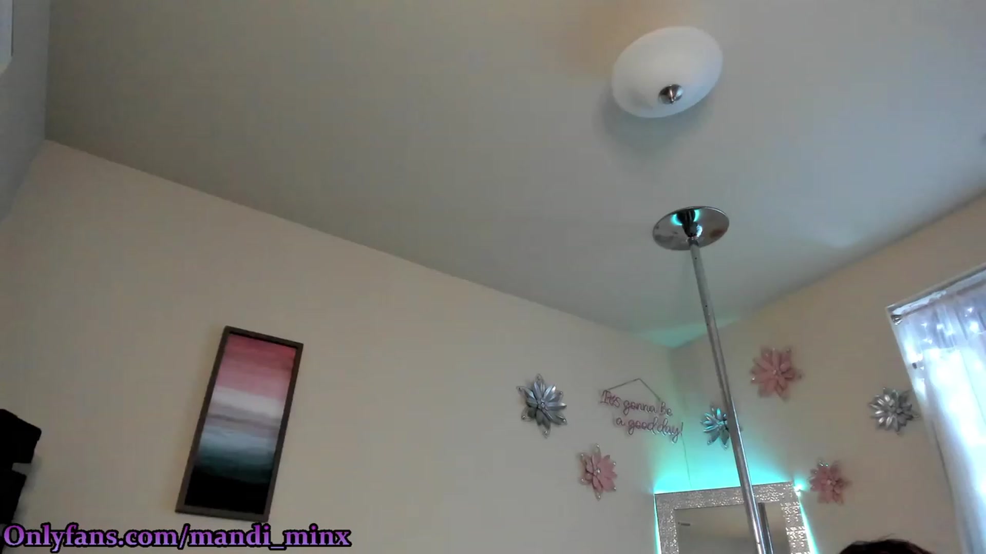 Gallery image thumbnail from MsSweet_Tits's myfreecams stream on, 06/13/2023, 06:41 image 13 of 20