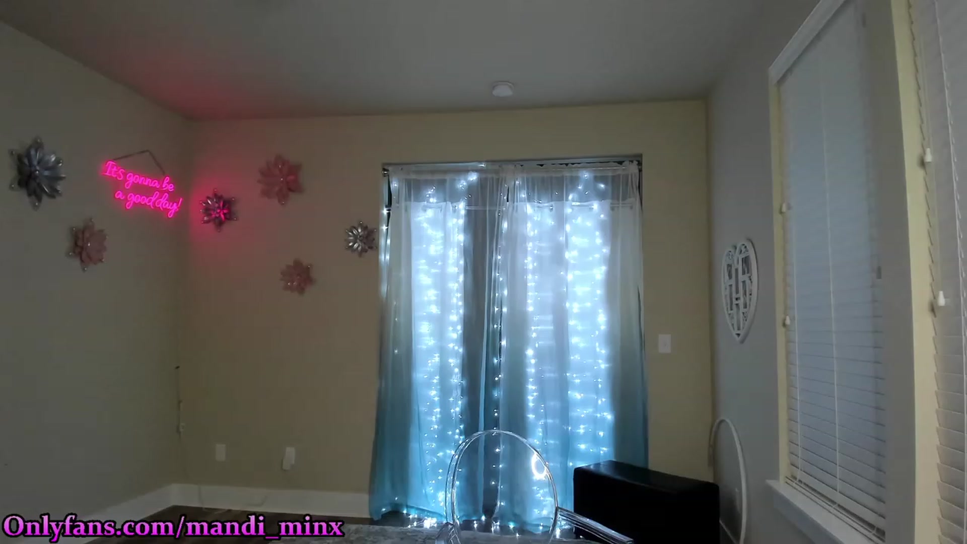 Gallery image thumbnail from MsSweet_Tits's myfreecams stream on, 07/26/2023, 05:11 image 3 of 20