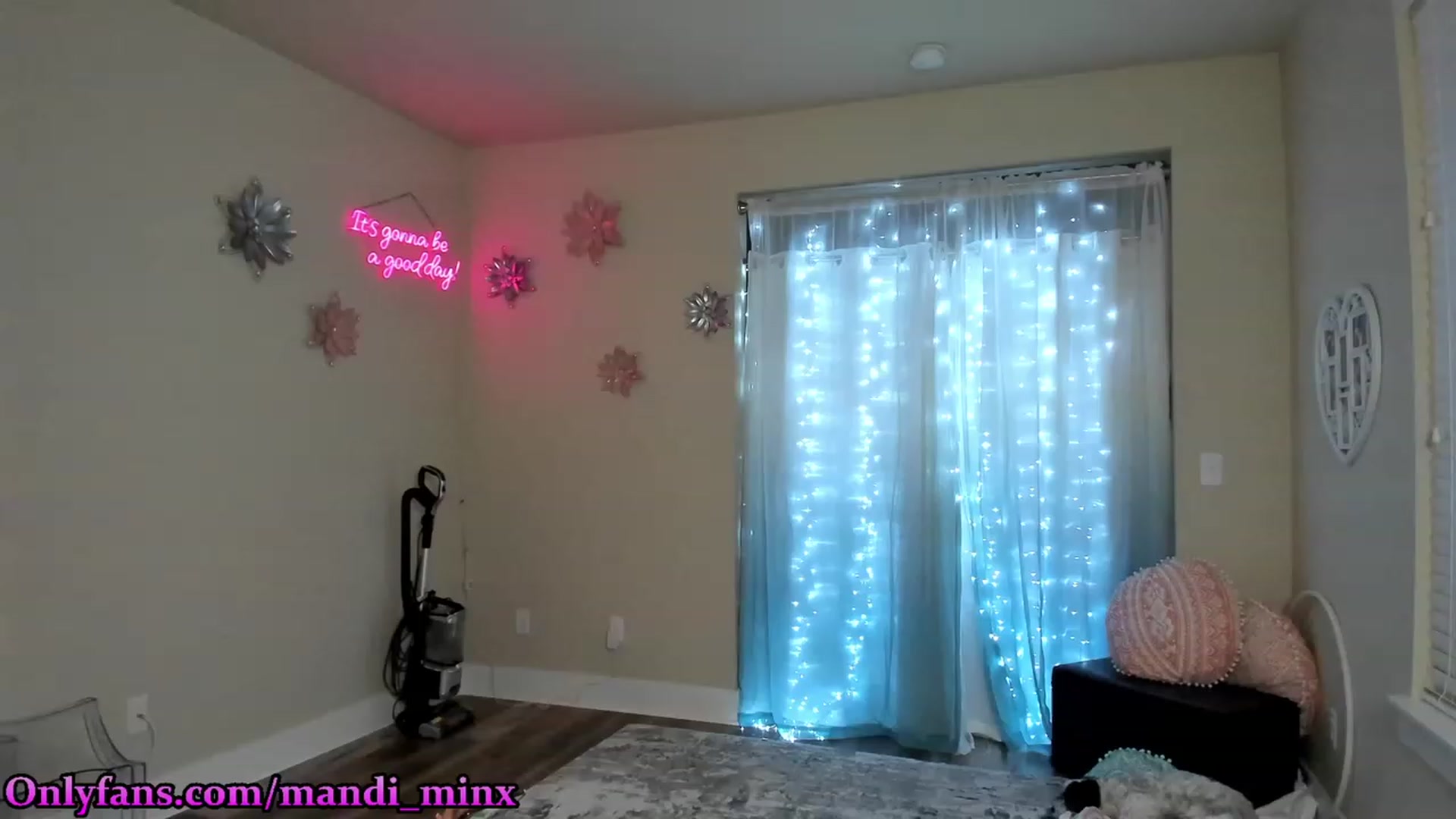 Gallery image thumbnail from MsSweet_Tits's myfreecams stream on, 07/29/2023, 06:18 image 1 of 20