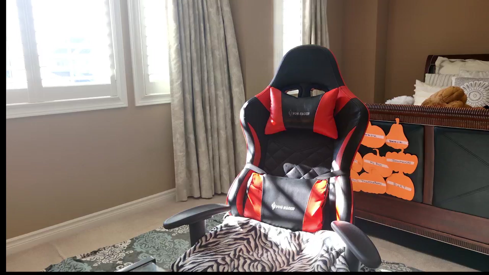Gallery image thumbnail from MsWet9yrCamin's myfreecams stream on, 10/05/2024, 20:36 image 8 of 20