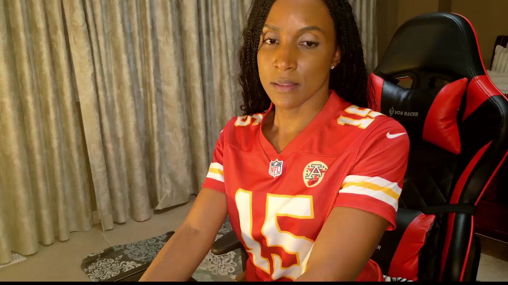 Gallery image thumbnail from MsWet9yrCamin's myfreecams stream on, 10/08/2024, 03:28 image 16 of 20