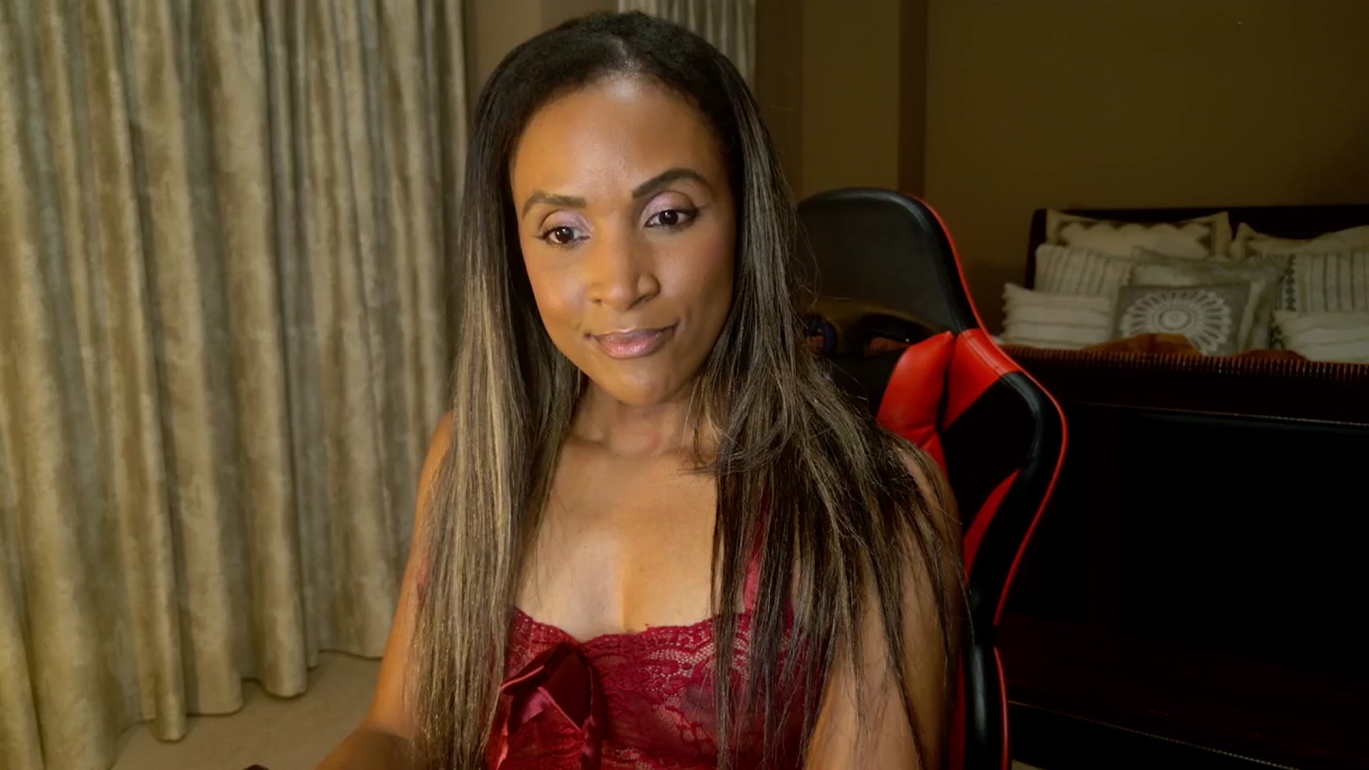 Gallery image thumbnail from MsWetsversary's myfreecams stream on, 11/06/2025, 03:37 image 6 of 20